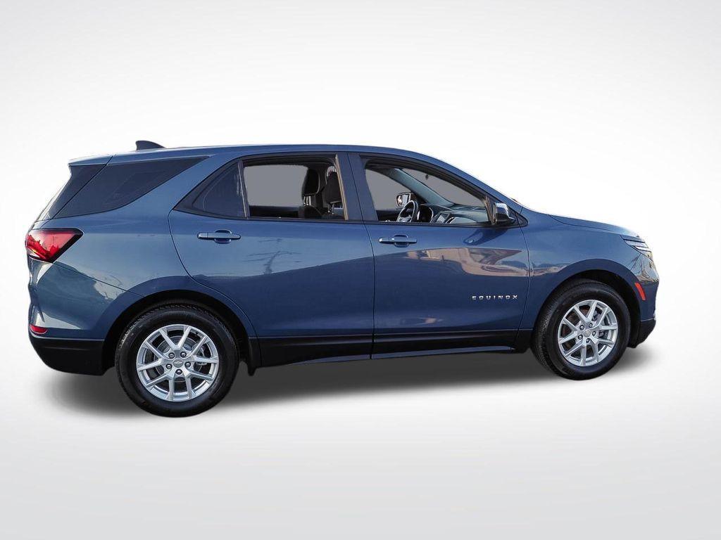 used 2024 Chevrolet Equinox car, priced at $22,702