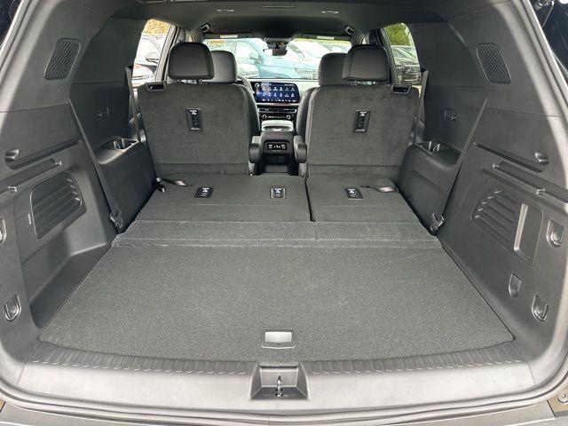 new 2026 Chevrolet Traverse car, priced at $49,560