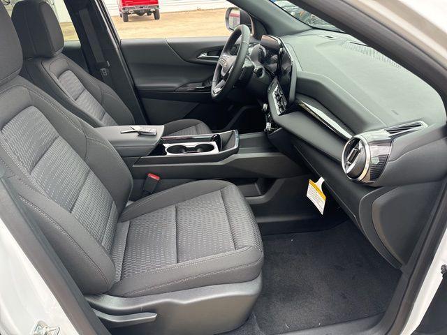 new 2025 Chevrolet Equinox car, priced at $29,580