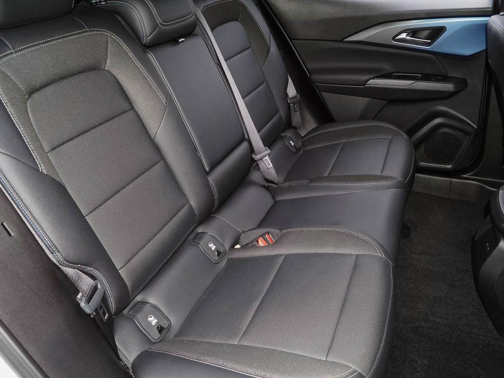 used 2025 Chevrolet Equinox EV car, priced at $26,988