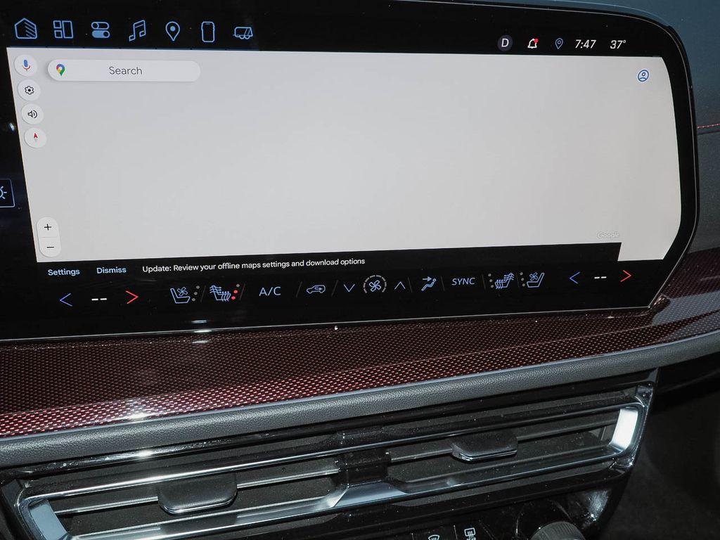 used 2024 Chevrolet Traverse car, priced at $45,975