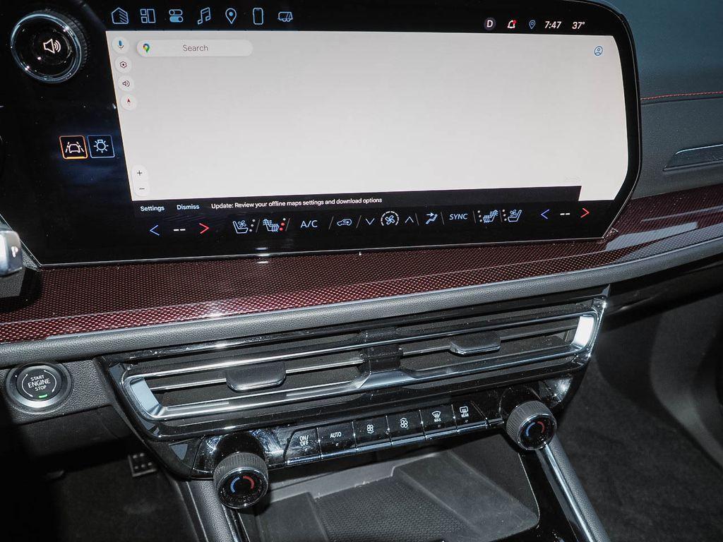 used 2024 Chevrolet Traverse car, priced at $45,975