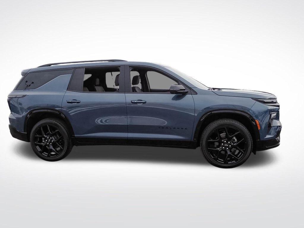 used 2024 Chevrolet Traverse car, priced at $45,975