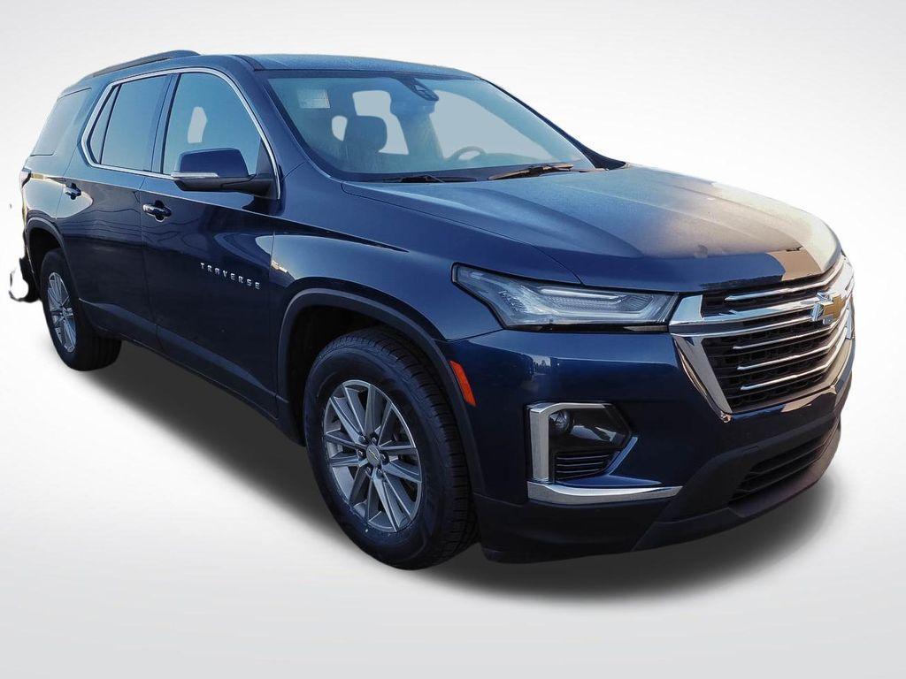 used 2023 Chevrolet Traverse car, priced at $32,087