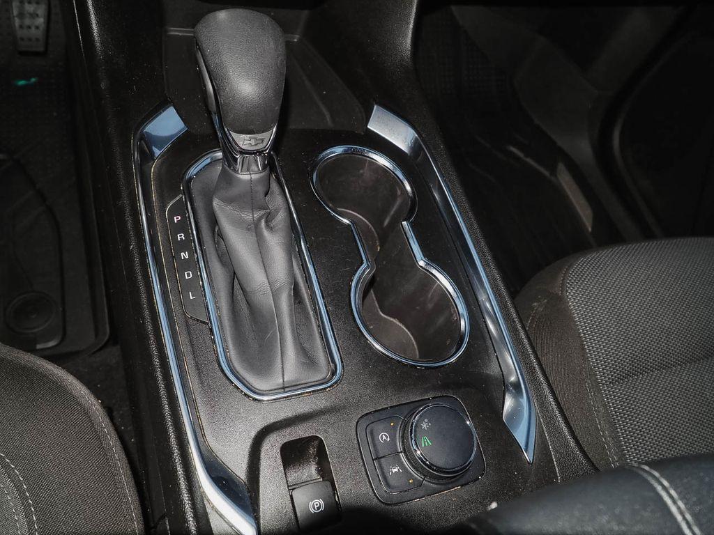 used 2023 Chevrolet Traverse car, priced at $28,180