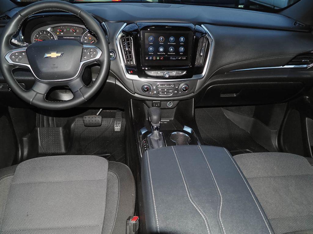 used 2023 Chevrolet Traverse car, priced at $28,180
