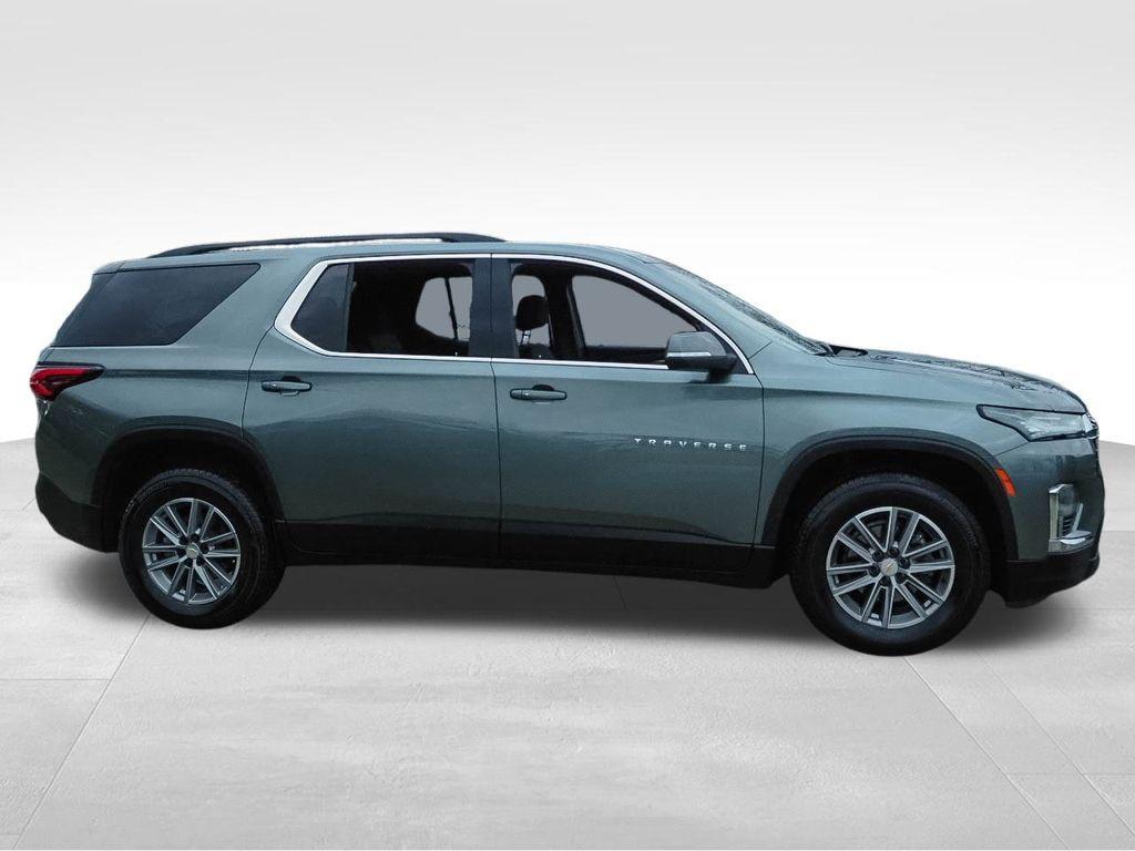 used 2023 Chevrolet Traverse car, priced at $28,180