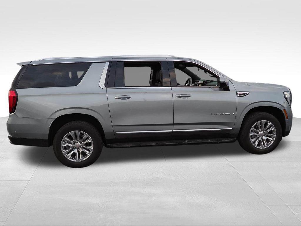 used 2025 GMC Yukon XL car, priced at $72,288