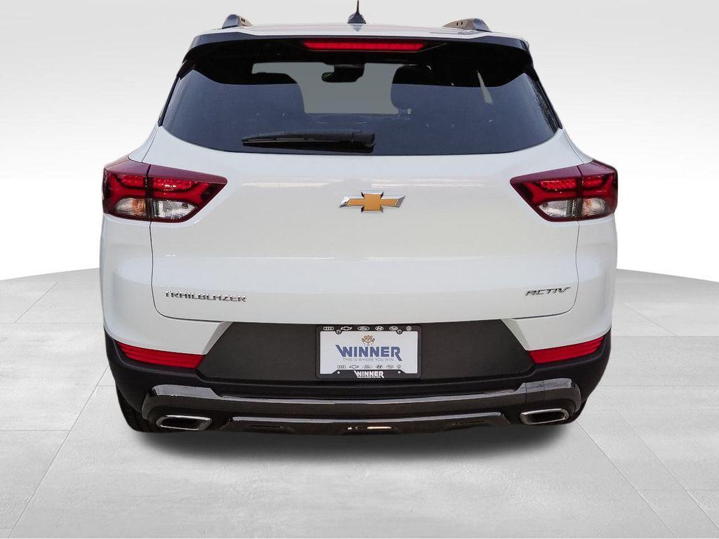used 2023 Chevrolet TrailBlazer car, priced at $23,880