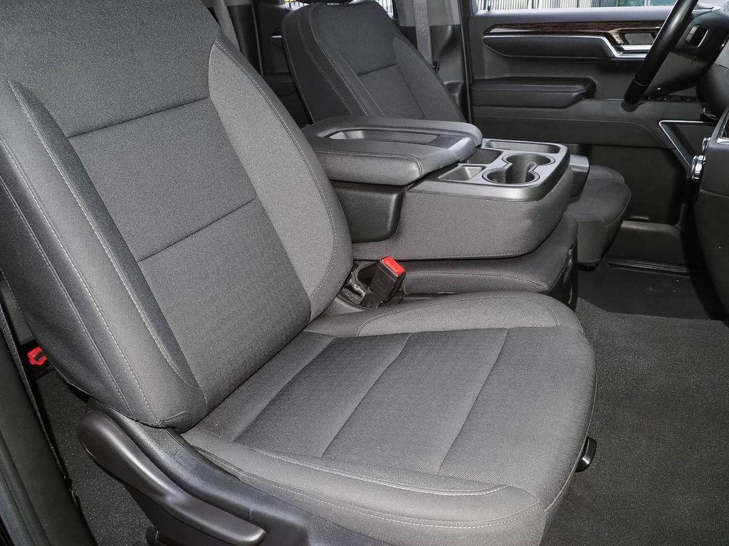 used 2023 GMC Sierra 1500 car, priced at $40,099