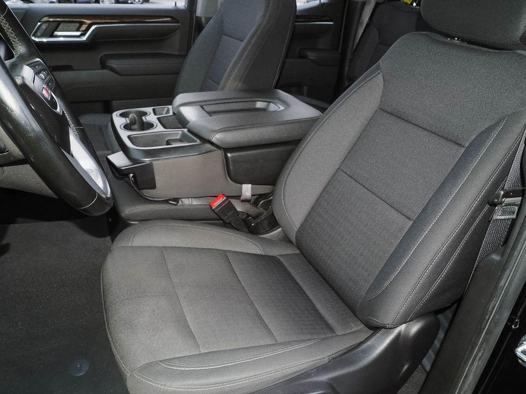 used 2023 GMC Sierra 1500 car, priced at $40,099