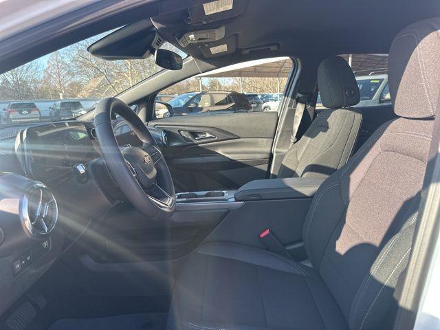 new 2026 Chevrolet Equinox EV car, priced at $30,405