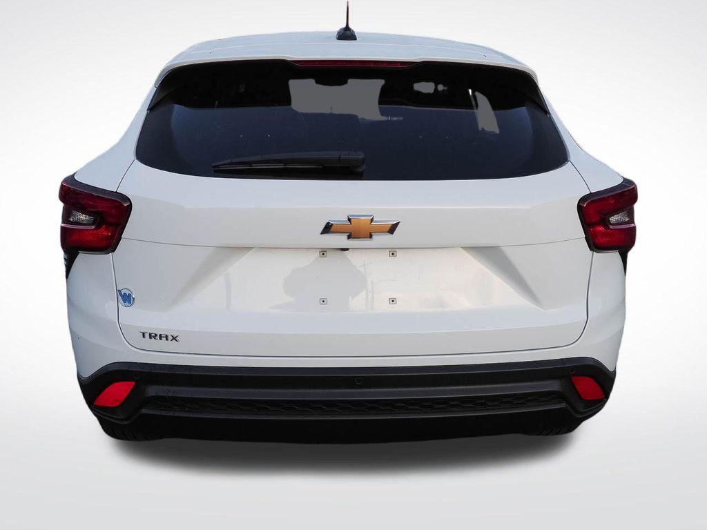 used 2025 Chevrolet Trax car, priced at $20,657