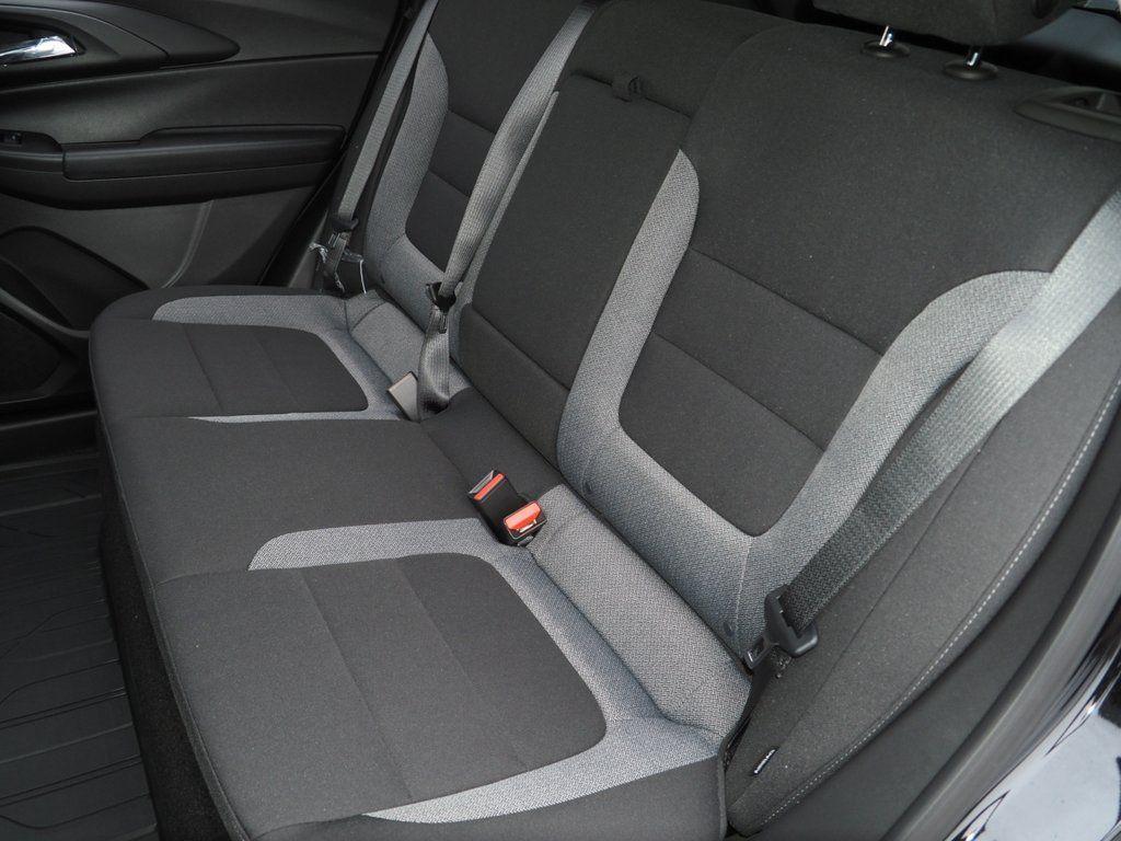 new 2025 Chevrolet TrailBlazer car, priced at $28,965