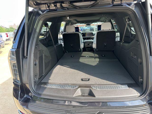 new 2025 Chevrolet Suburban car, priced at $82,900