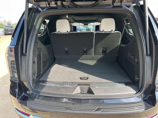 new 2025 Chevrolet Suburban car, priced at $82,900