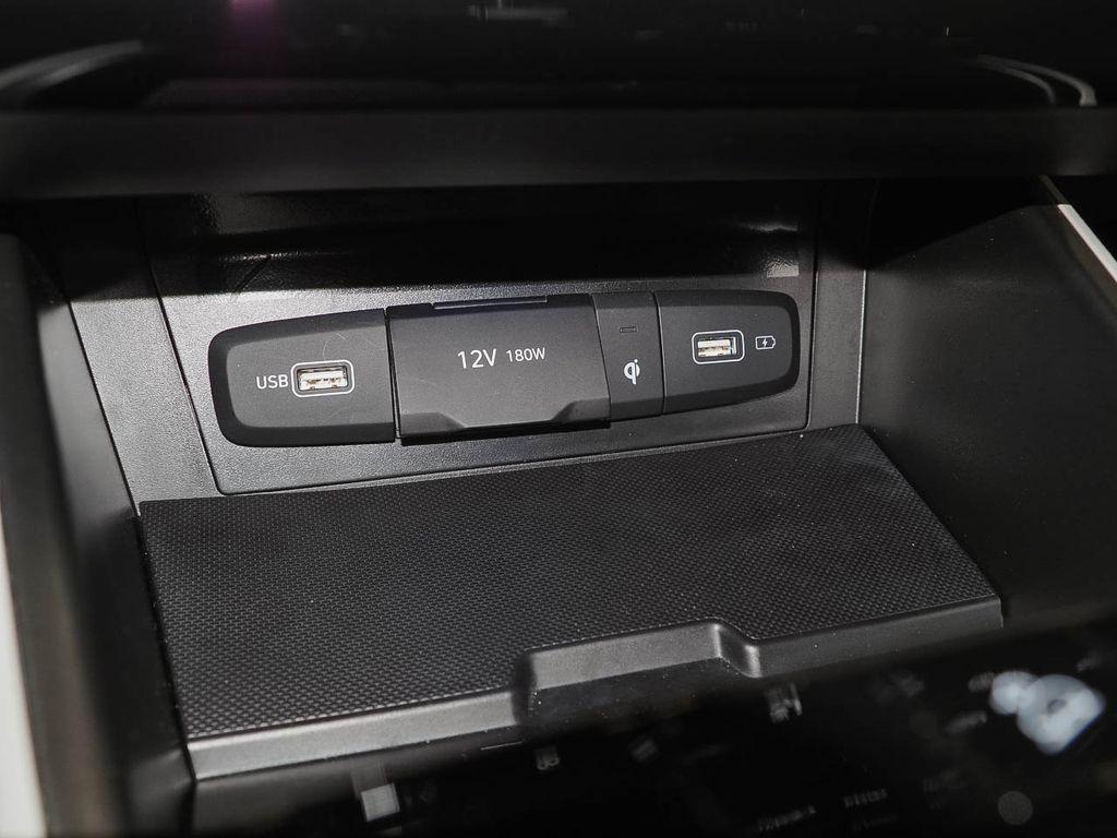 used 2024 Hyundai TUCSON Hybrid car, priced at $29,588