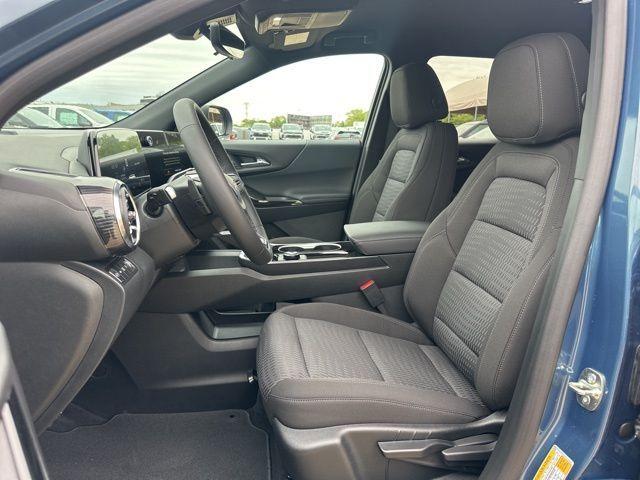 new 2026 Chevrolet Equinox car, priced at $31,280