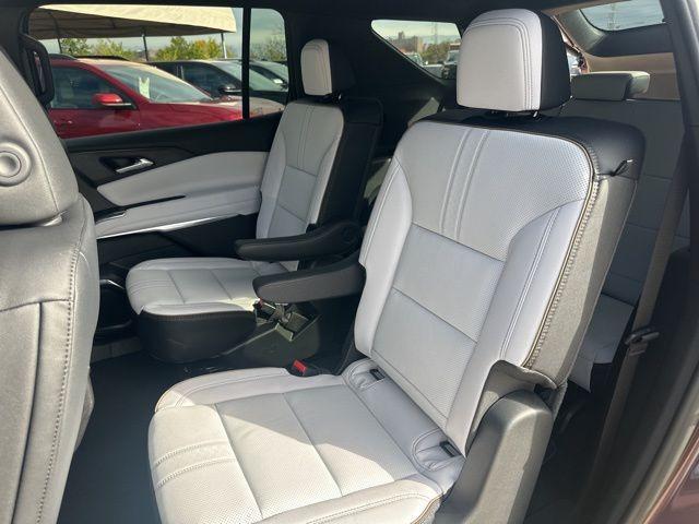 new 2026 Chevrolet Traverse car, priced at $57,035