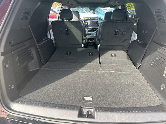 new 2026 Chevrolet Traverse car, priced at $57,035