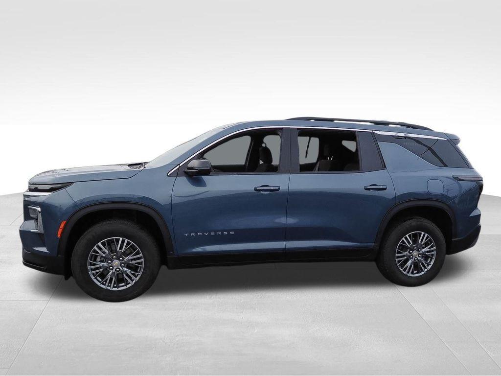 used 2025 Chevrolet Traverse car, priced at $35,188