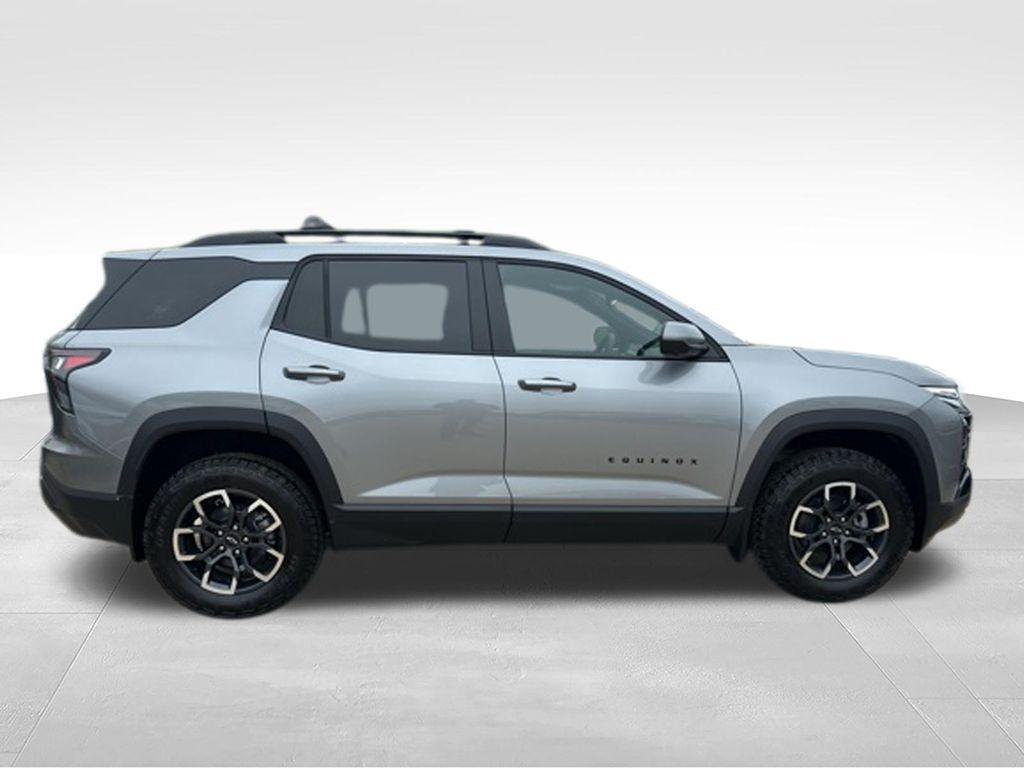 new 2026 Chevrolet Equinox car, priced at $36,379