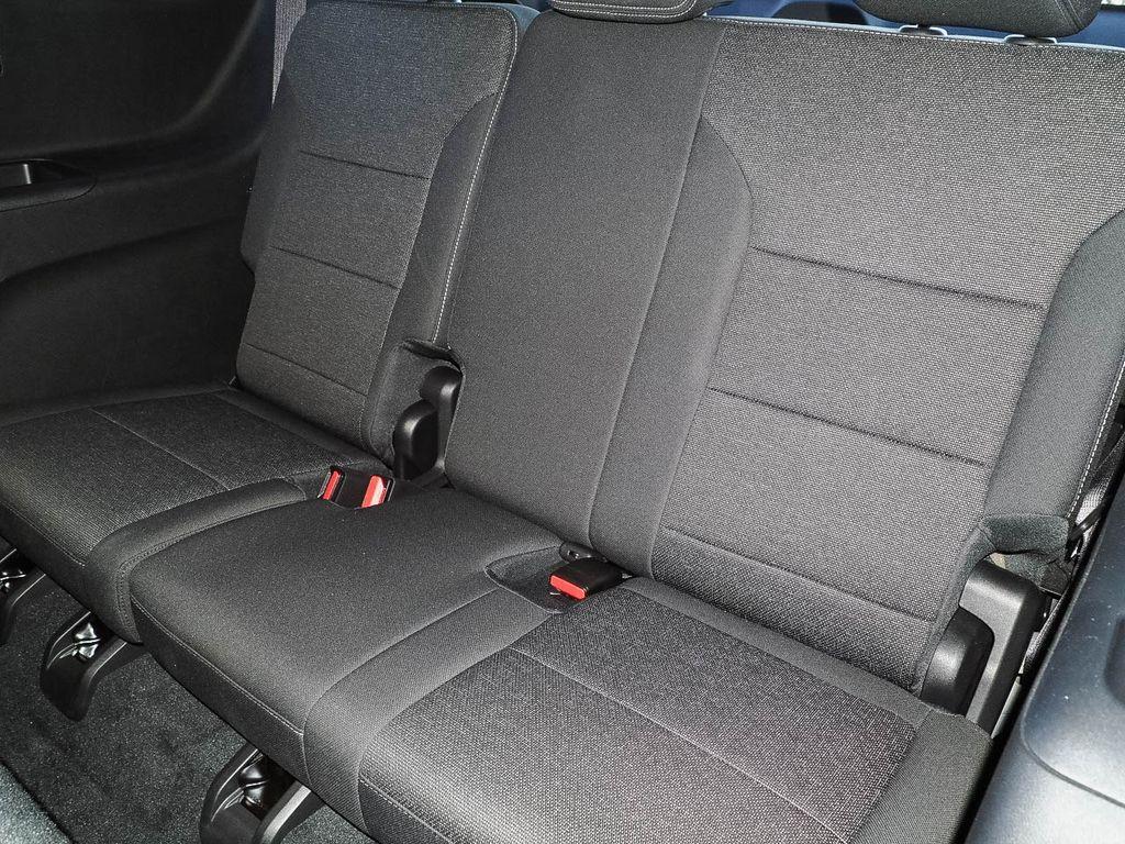 used 2024 Chevrolet Traverse car, priced at $36,899