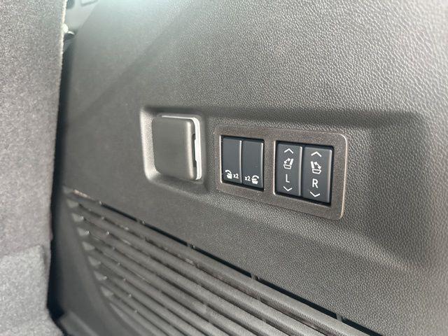 new 2025 Chevrolet Tahoe car, priced at $73,685