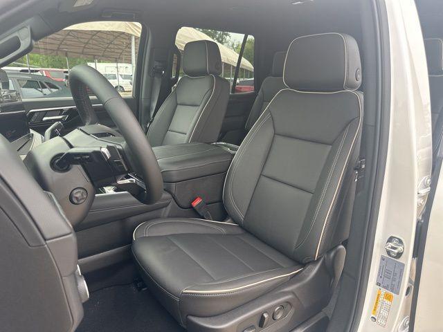 new 2025 Chevrolet Tahoe car, priced at $73,685