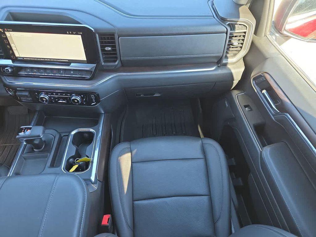 used 2024 GMC Sierra 1500 car, priced at $47,642