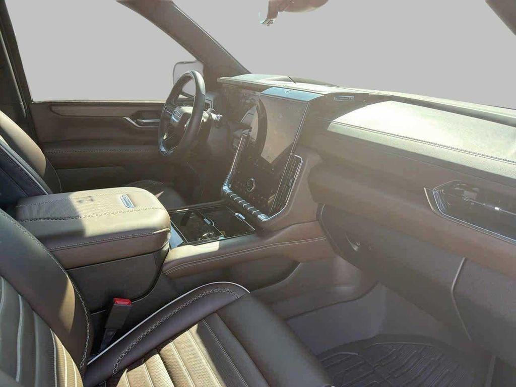 used 2025 GMC Yukon XL car, priced at $103,342