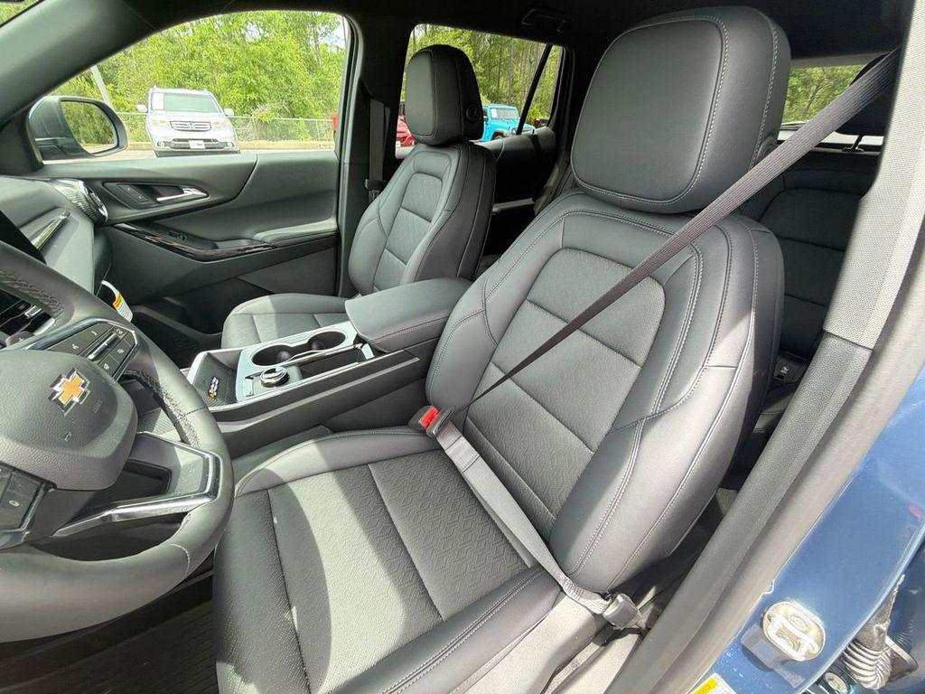 new 2026 Chevrolet Equinox car, priced at $31,495