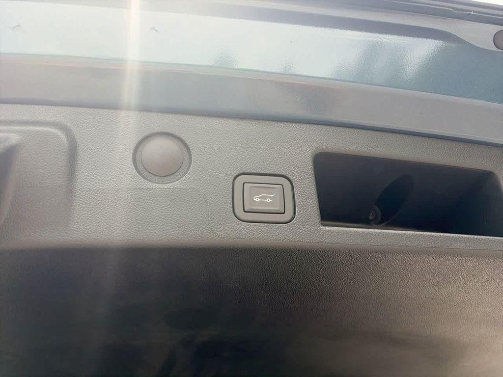 new 2026 Chevrolet Equinox car, priced at $32,495