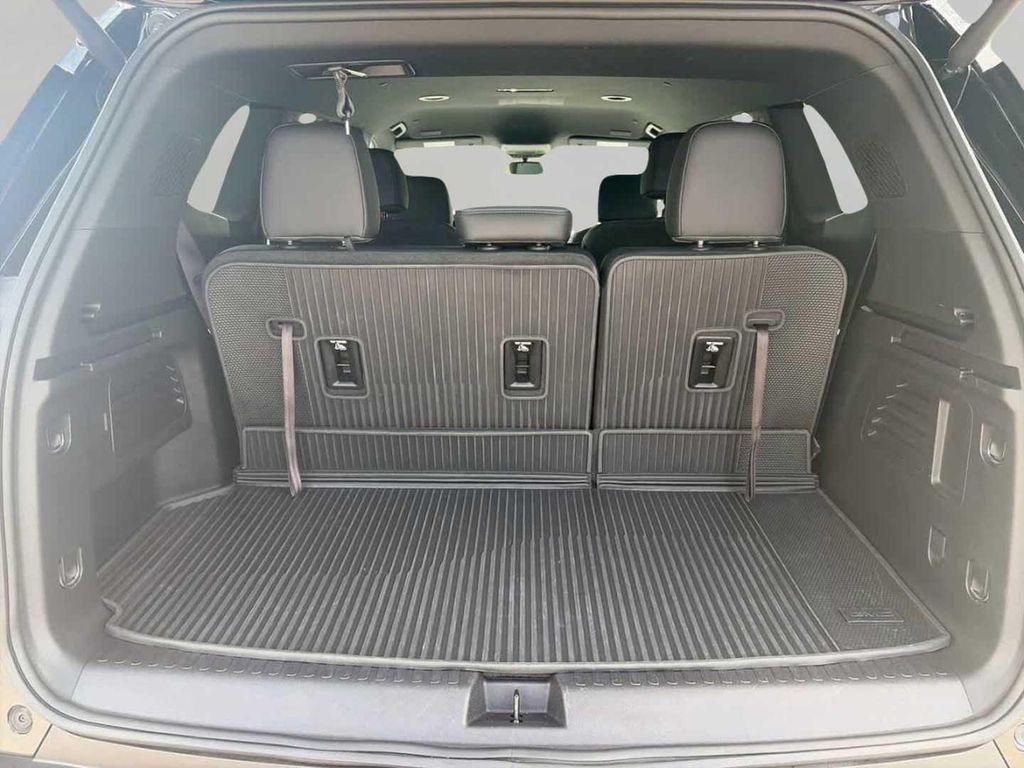 used 2025 GMC Acadia car, priced at $42,942