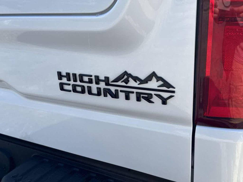 used 2022 Chevrolet Silverado 1500 car, priced at $39,989