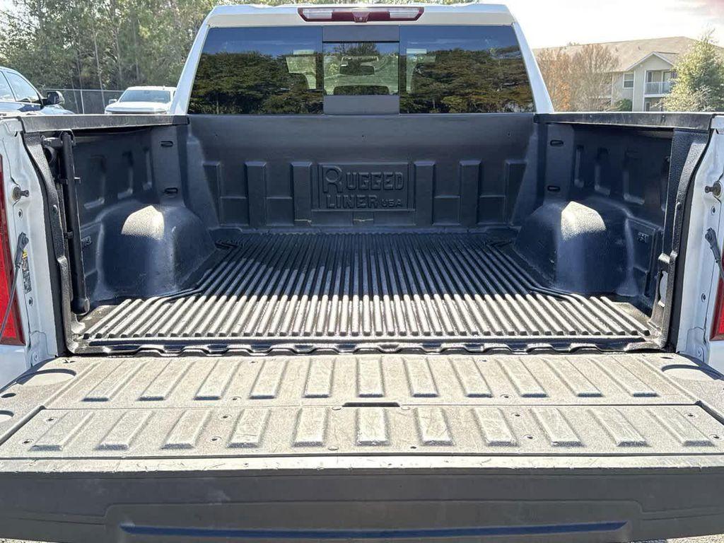 used 2022 Chevrolet Silverado 1500 car, priced at $39,989