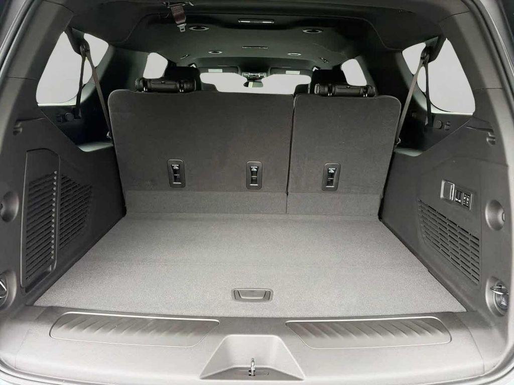 new 2026 Chevrolet Suburban car, priced at $72,170