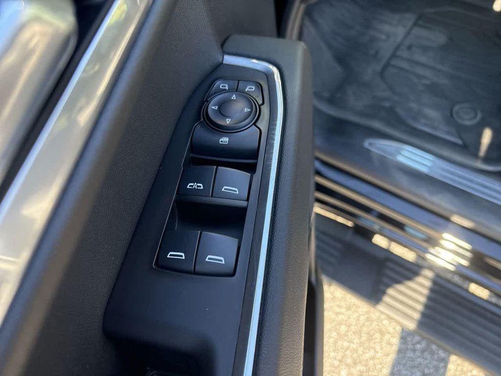 used 2024 GMC Sierra 1500 car, priced at $43,412