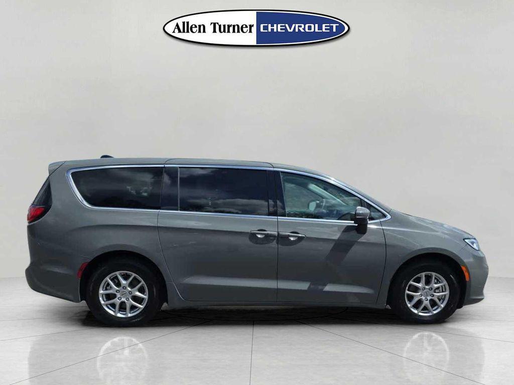 used 2023 Chrysler Pacifica car, priced at $23,600
