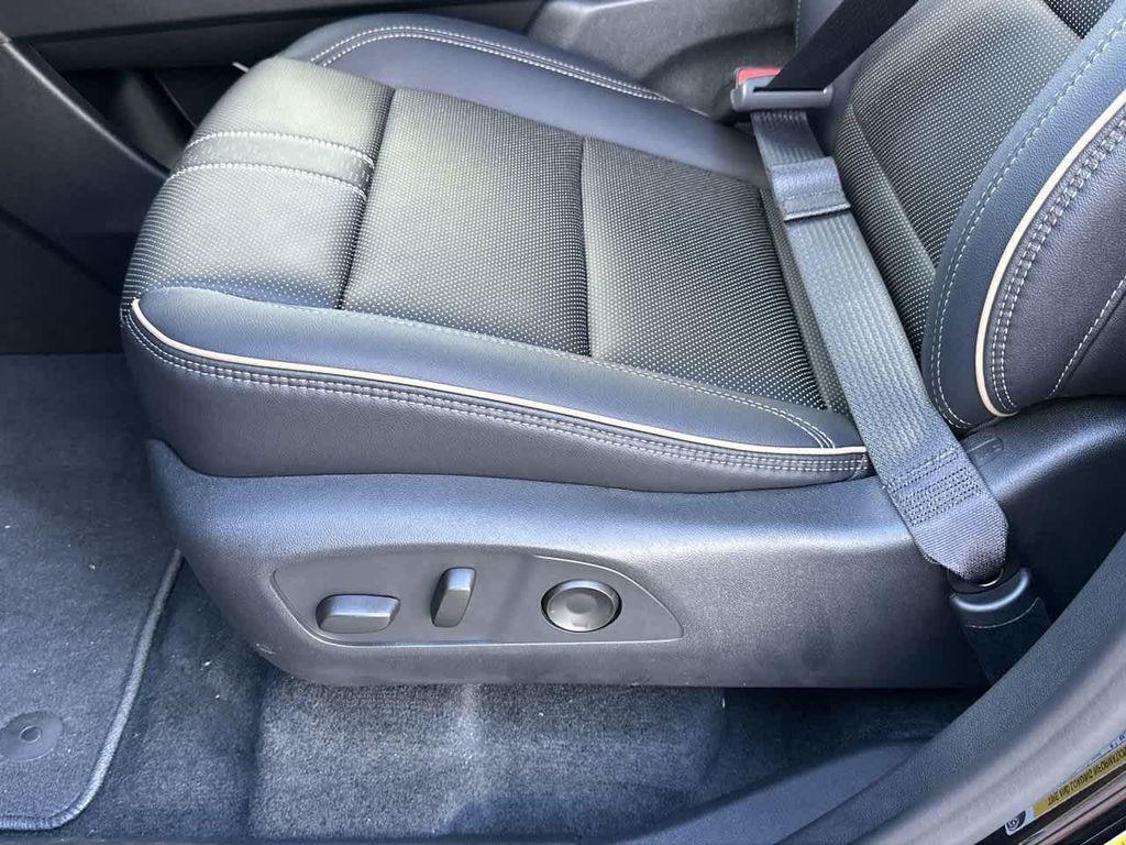 new 2026 Chevrolet Traverse car, priced at $53,447