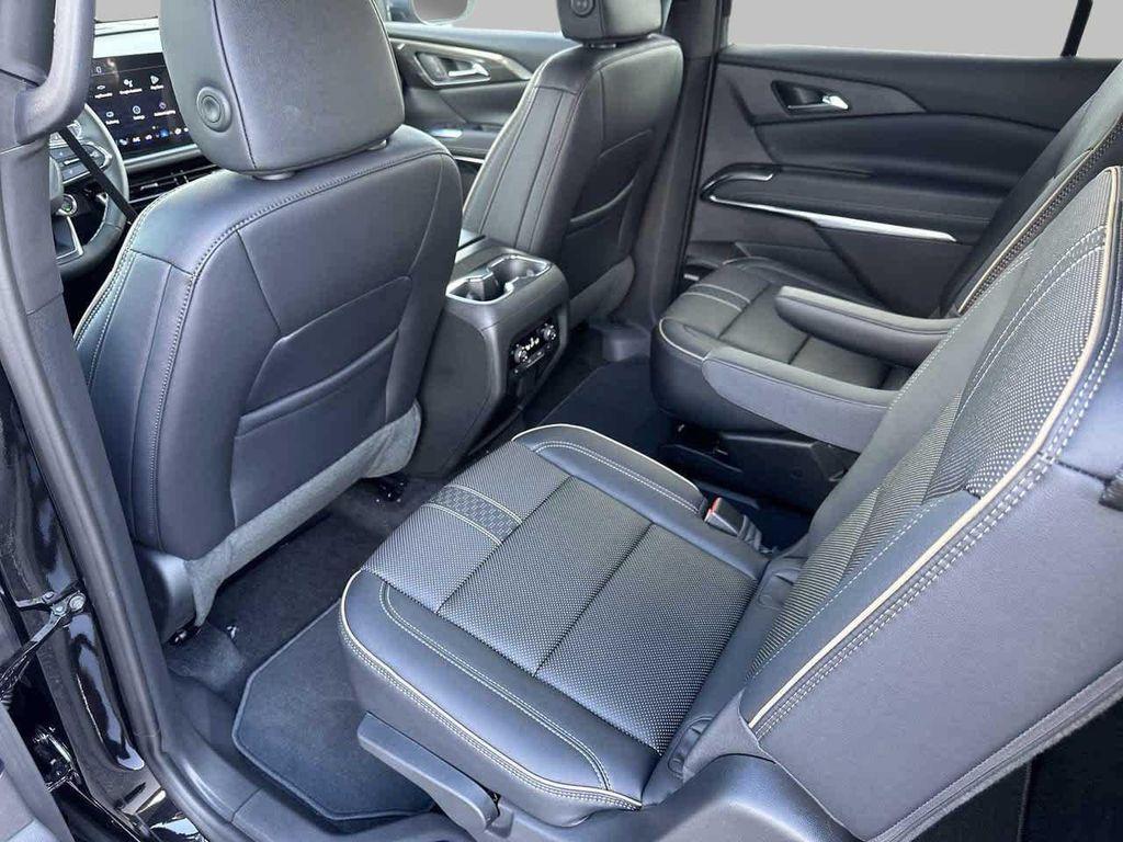 new 2026 Chevrolet Traverse car, priced at $53,447