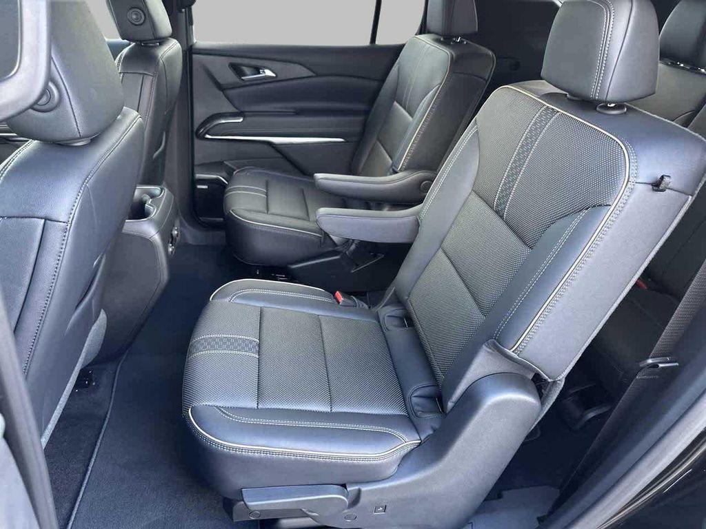 new 2026 Chevrolet Traverse car, priced at $53,447