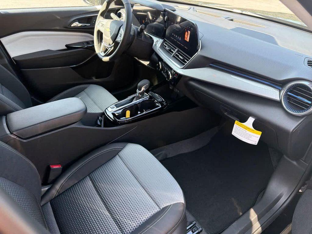 new 2026 Chevrolet Trax car, priced at $25,385