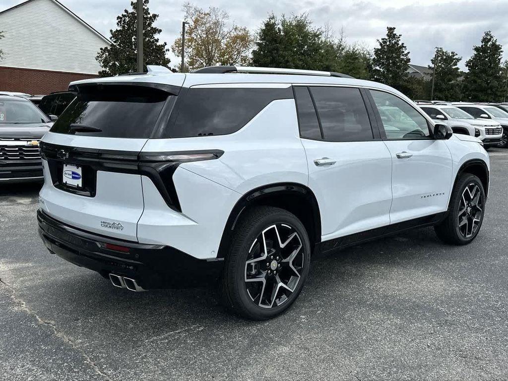 new 2026 Chevrolet Traverse car, priced at $55,285