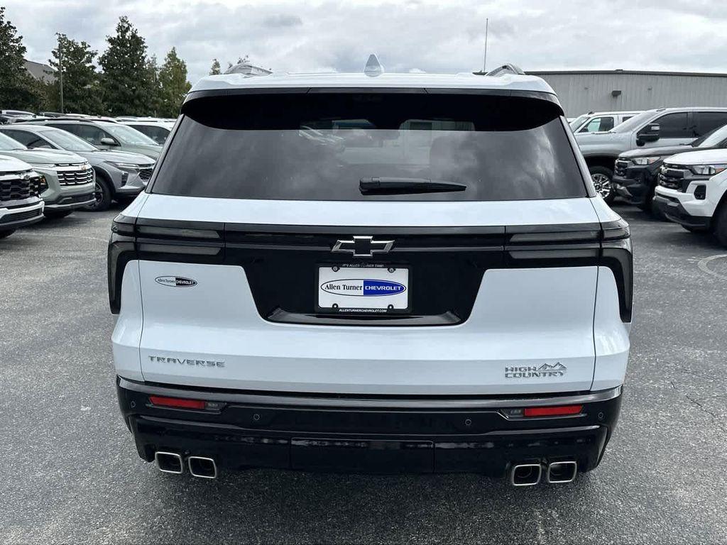 new 2026 Chevrolet Traverse car, priced at $55,285