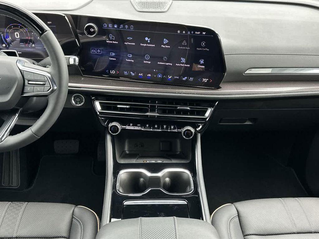 new 2026 Chevrolet Traverse car, priced at $55,285