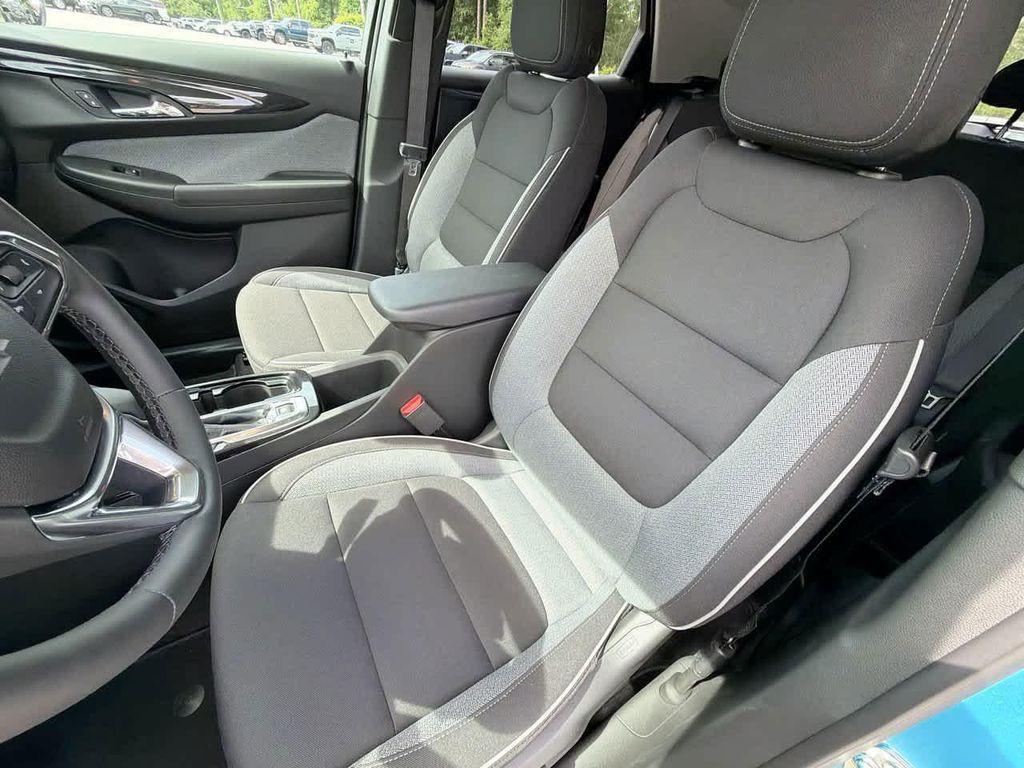new 2026 Chevrolet TrailBlazer car, priced at $29,300