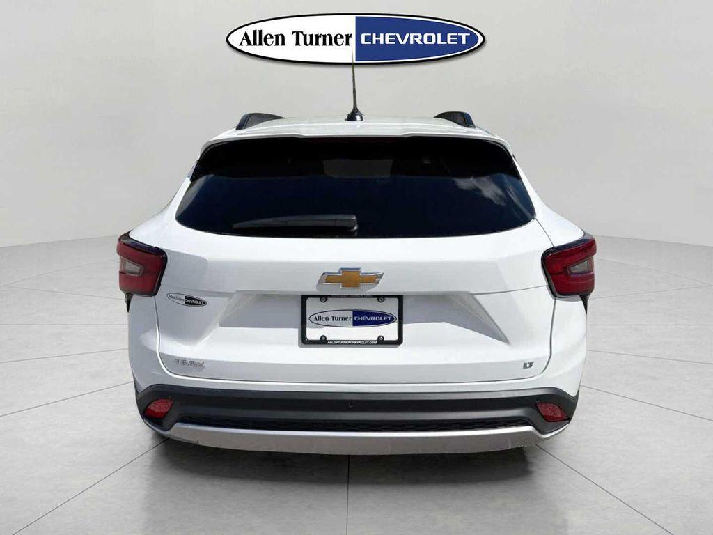 new 2026 Chevrolet Trax car, priced at $24,885