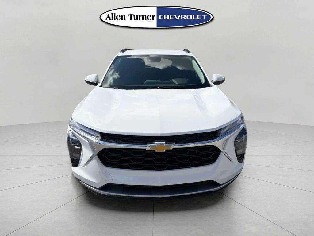 new 2026 Chevrolet Trax car, priced at $24,885