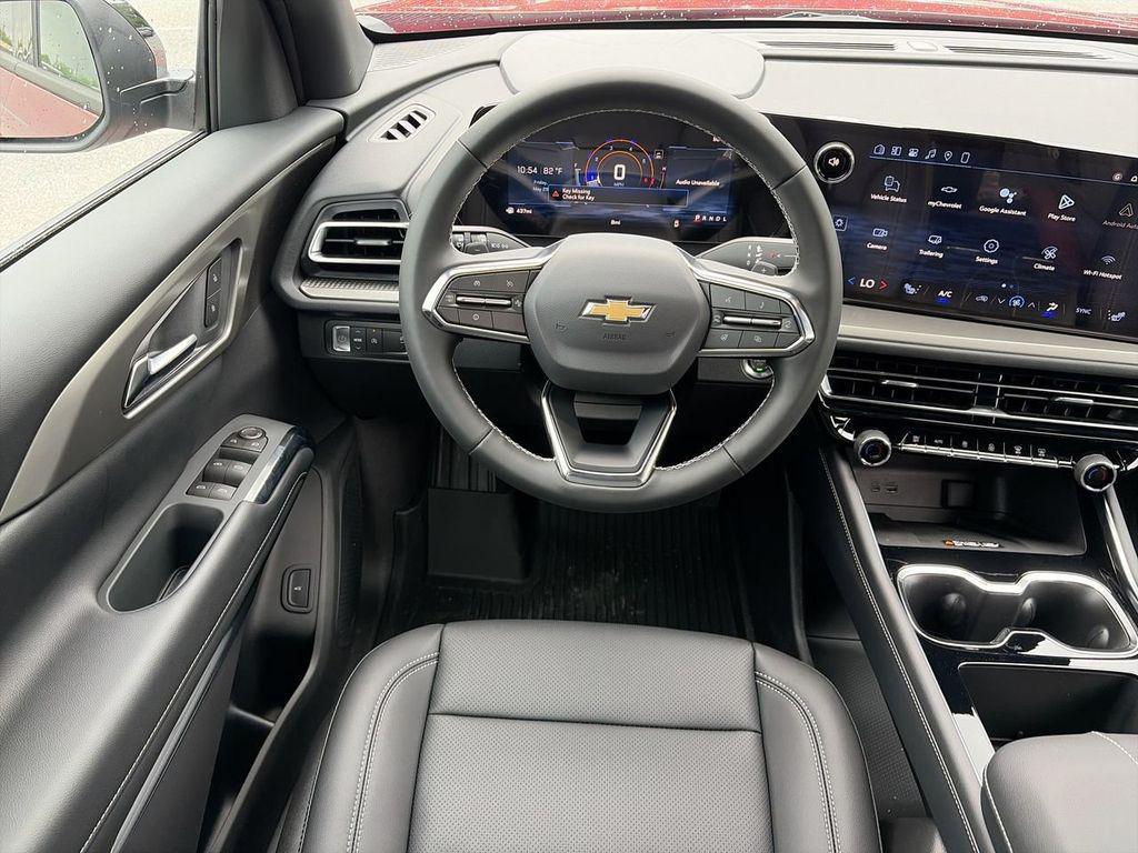 new 2026 Chevrolet Traverse car, priced at $47,230
